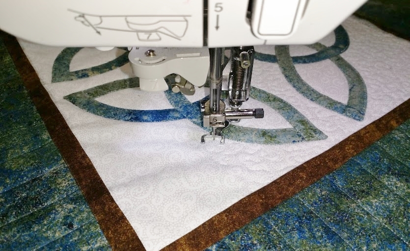 Making a Celtic Quilt – Adding Additional Texture with Machine Quilting