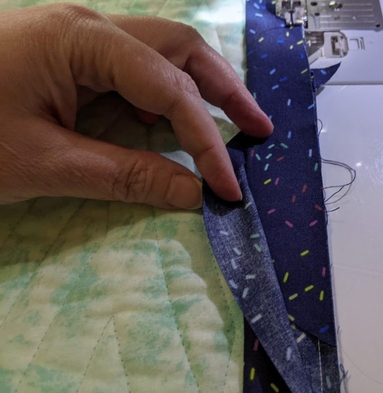 Finishing Spree! Quick Bindings That Mimic the Look of HandSewn Beth